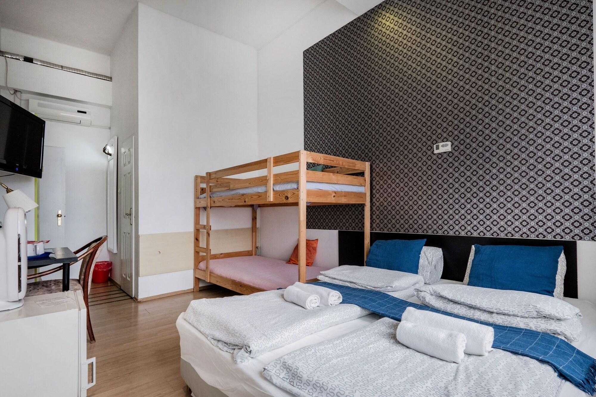 Europa Centerpoint Guesthouse Βουδαπέστη Εξωτερικό φωτογραφία