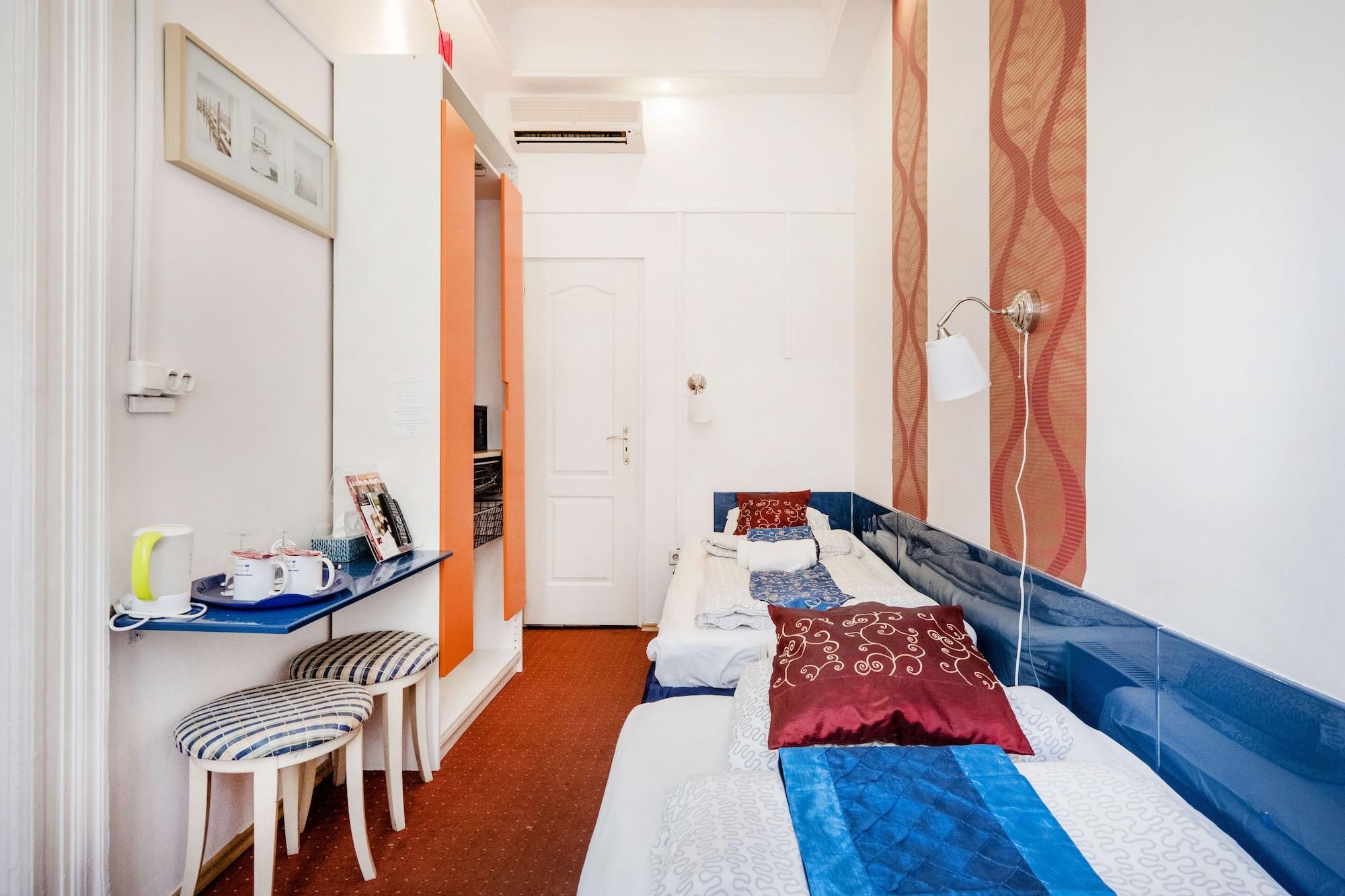 Europa Centerpoint Guesthouse Βουδαπέστη Εξωτερικό φωτογραφία