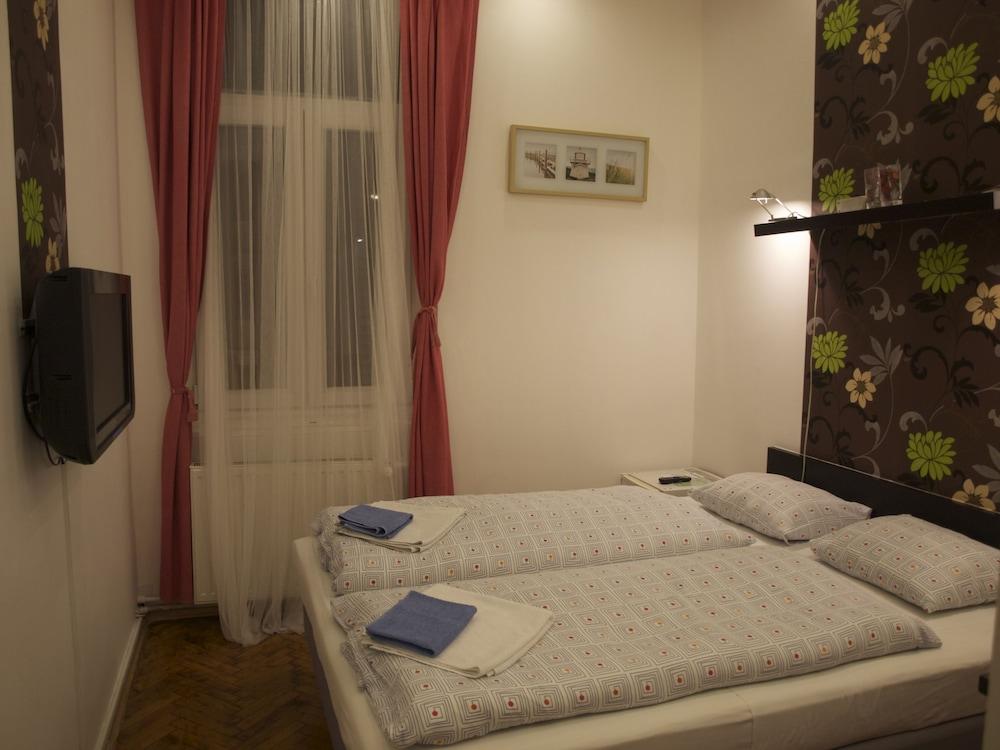 Europa Centerpoint Guesthouse Βουδαπέστη Εξωτερικό φωτογραφία